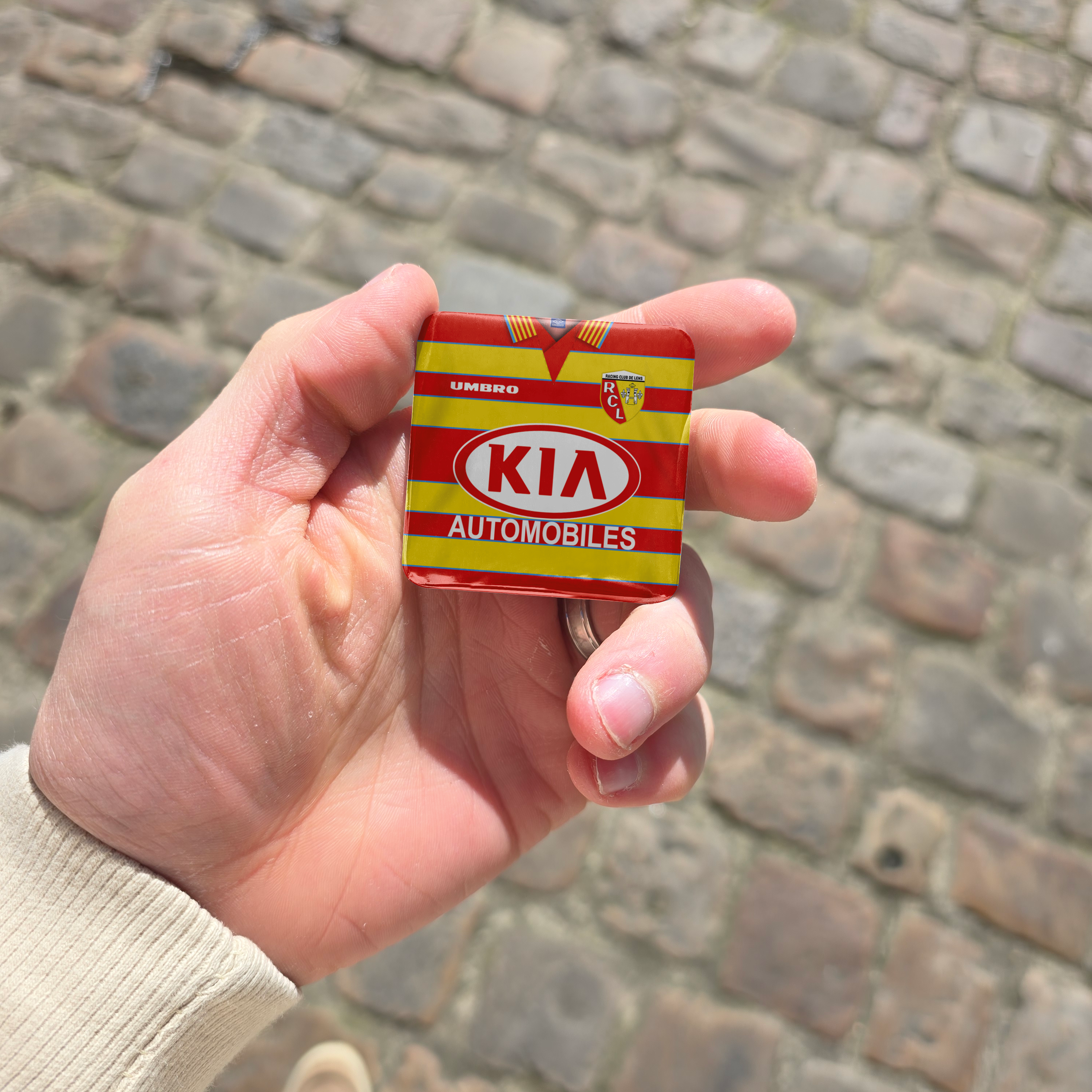 Magnet maillot RC Lens domicile 1997/1998 - avant du maillot